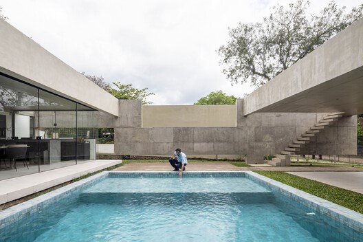 Casa en equilibrio