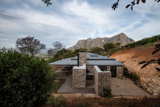 Zona de degustación para Vinos Capensis / Slee & Co Architects