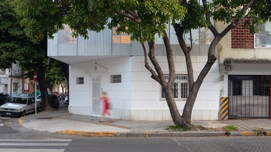 Reforma Peaches Besares